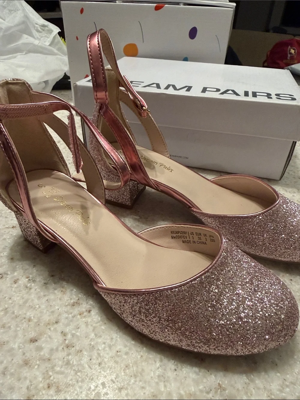 Dream Pairs sparkling rose